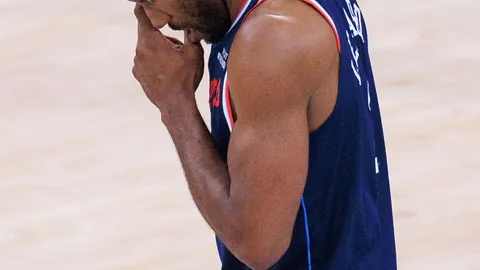 “决赛遗憾：一员受伤，另一员疲劳”